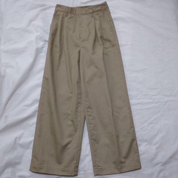 Solet Two-pleat Wide-leg Straight-leg Chino Pants - Picture 6 of 6
